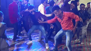 Sapne Mein Milti Hai Dance ft. Sandip & Bharat | Bharat's Friend Zone 🔥🔥🔥