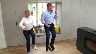 Daniel O'Donnell and his wife Majella exercising 😂