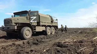 Российские военные эвакуируют тела погибших ВСУшников для опознания и передачи родственникам