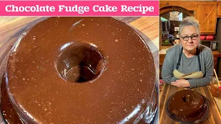 Here's nan with a new recipe😋 of making Chocolate Fudge Cake.