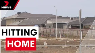 Thousands of Melbourne houses approved for development but builders won't budge | 7 News Australia
