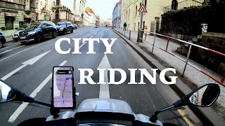 Riding Around Prague On a Piaggio Medley #1