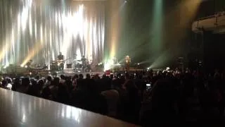 Anything Can Happen - Ellie Goulding Live in Singapore 26/02/2013