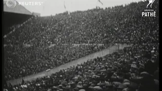 FOOTBALL: Cardiff City beat Arsenal in the Cup Final 1927 (1927)