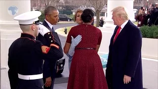 Trumps arrive at White House to meet Obamas