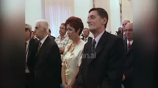 Kryedemokrati Berisha firmos marrëveshjen e parë me republikanët e Mediut-(7 Gusht 2005)