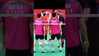 Gantengnya Kevin Sanjaya/Mohammad Ahsan ketika Pemanasan melawan Kang Min Hyuk/ Seo Seung Jae