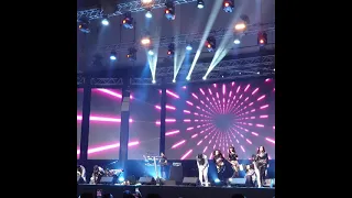 FanCam : Raise Your Flag performed by BGYO and BINI (1MX Dubai 2021)