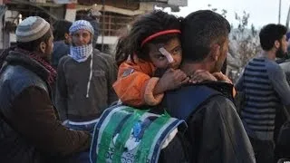 Syria conflict: UN restarts Homs evacuation mission - BBC News