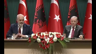 Rama me Erdogan: 3 momente mes jetës dhe vdekjes që populli shqiptar nuk i harron dot ndaj Turqisë