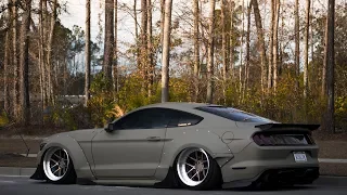 Tommy's Bagged Widebody Mustang. (4K)