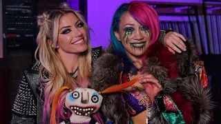 Alexa Bliss & Asuka Entrances: WWE Raw, July 11, 2022