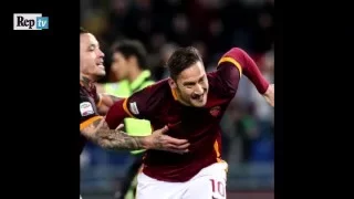 As Roma - Torino 3-2 e Zampa in lacrime per Totti: "Lo criticate? Doppietta alla faccia vostra"