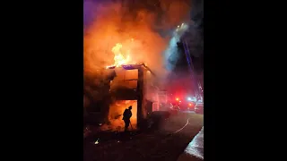 Jacksonville Fire Rescue Department responds to 2nd alarm apartment fire