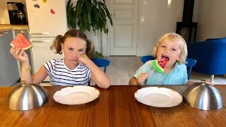 Godis vs Mat CHALLENGE - Gummy vs Real Food #3