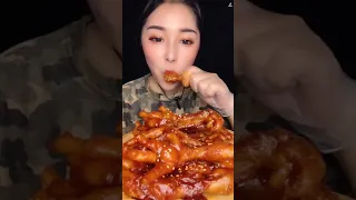 ASMR MUKBANG Chinese Mukbangers Eating Spicy - Eating Show