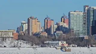 Вид на зимний Хабаровск, с противоположного берега Амура!