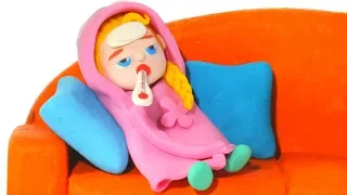 BABY ELSA HAS A COLD ❤ SUPERHERO PLAY DOH CARTOONS FOR KIDS