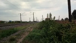 Электровоз ЭП1П-029 с поездом Адлер-Кисловодск.