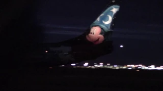 Night Spotting with WestJet's Magic Plane! Saskatoon YXE/CYXE Plane Spotting