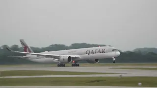 Qatar A-350-1000 takes off from Munich