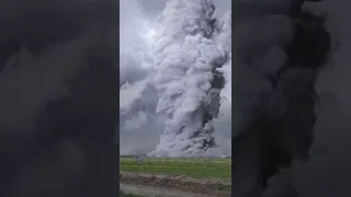 Huge Tornado Forming