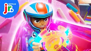 Coop Unlocks the Carbonator's FIZZ Power! 🏁🏎️💨 Hot Wheels Let's Race | Netflix Jr