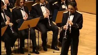 Introduction et rondo capriccioso by C.Saint-Saens for clarinet and wind band.