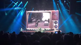 Def Leppard - Run Riot - Live at Nottingham arena - 9 December 2018