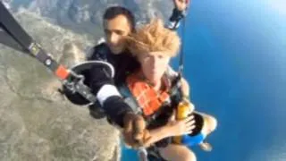 Antalya Living - Paragliding in Ölü Deniz