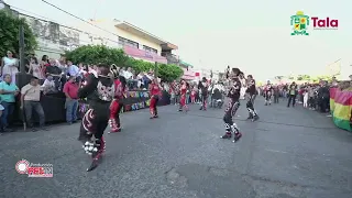 Colores del Mundo - Desfile