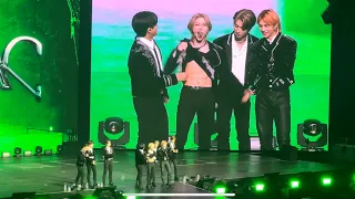 SKZ in Manila 2023 Day 2: Felix shows pandesal abs 🐥