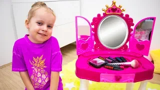 Gaby Pretend Play Dress Up and New Make Up for Little PRINCESS