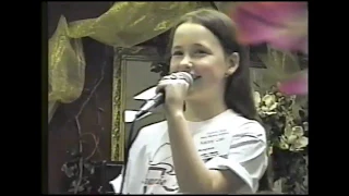 Kacey Musgraves - “Rainbow Connection” (9 years old)