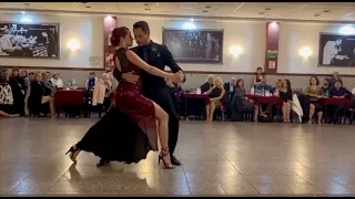 Lindsey and Ricardo dance "Derrotado" by DiSarli and Florio at La Baldosa, Buenos Aires, Argentina