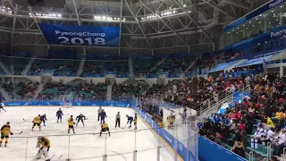 [Winter Olympics 2018] EXO Dancing King played during Ice Hockey match