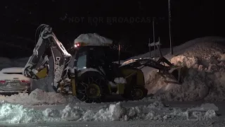 01-11-2021 Snoqualmie Pass, WA - Major Atmospheric River Winter Storm Causes Travel Headaches