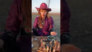 #Short Wow Mongolian Girl Cooking Beef With Eating Mongolian Styles #248