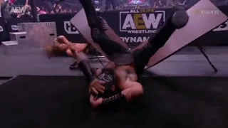 AEW Dynamite 10/12/22- "Jungle Boy" Jack Perry Vs. Luchasaurus - Full Match Review