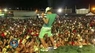 Valiant live performances in Kingston 🔥 the crowd singing all his songs