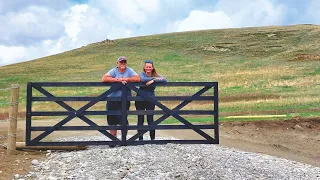 We built a 5 BAR FARM GATE for our driveway