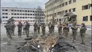 Ukrainian Orchestra plays the Anthem of Ukraine at the ruins (It is not Syria)