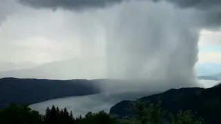 Tsunami from Heaven / Amazing Rainstorm Timelapse / Downburst