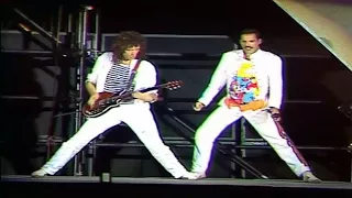 Queen - Now I´m here - Wembley Saturday night