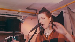 No Roots - Alice Merton (Trainbeat Cover)