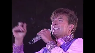 Gerard Joling - Toppers Medley [For Your Eyes Only 2008] (Officiële Video)