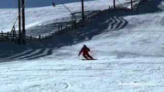 Edging skills skiing