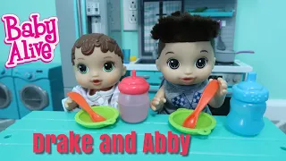 BABY ALIVE Abby And Drakes Morning Routine Feeding Chicken Soup