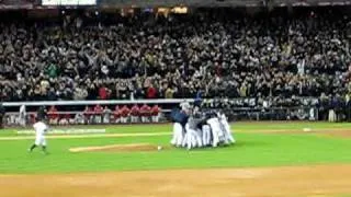 (Fan View) Last Pitch/Final Out 2009 World Series Game 6