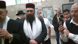 the Unique wedding in of 5 couple in Jerusalem - Breaking the glass